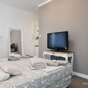 Downtown / Free Parking Apartment Laibach