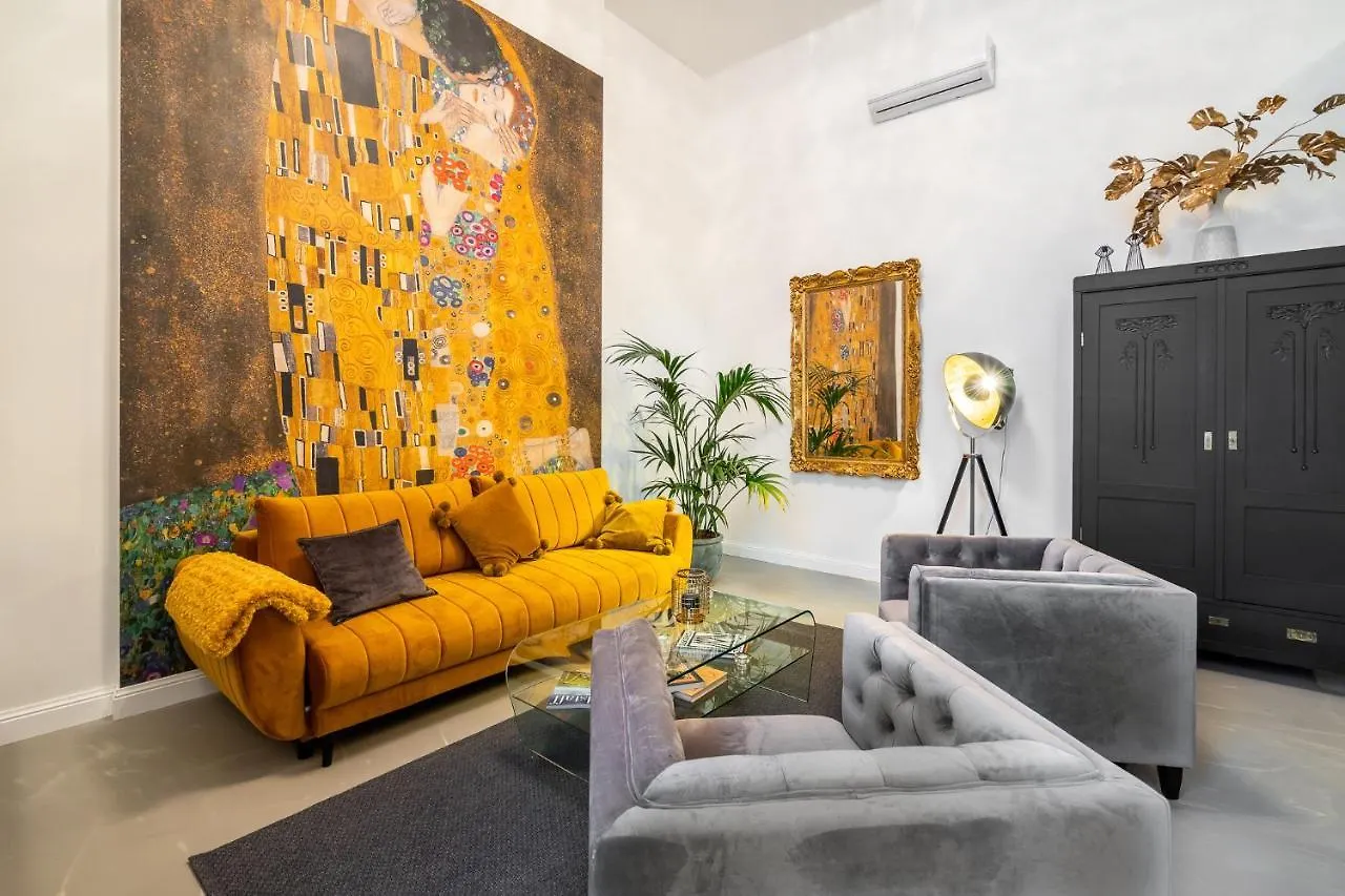 Apartment The Kiss - Luxurioeses City Loft Am Naschmarkt Vienna Austria