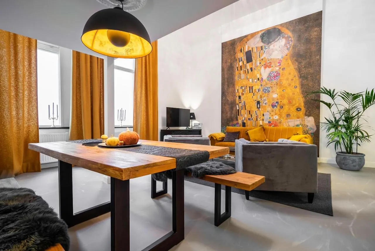 The Kiss - Luxurioeses City Loft Am Naschmarkt Vienna