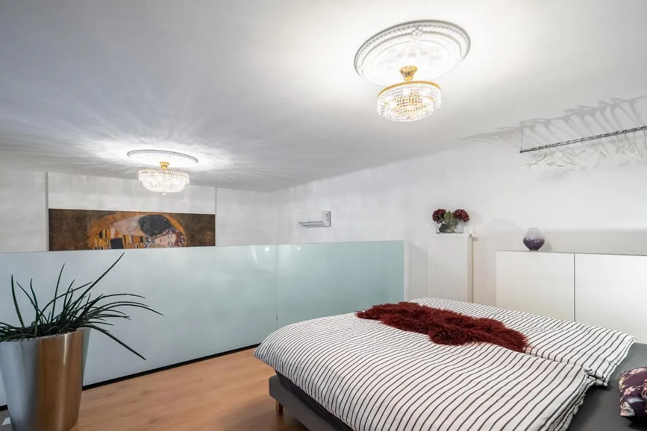 The Kiss - Luxurioeses City Loft Am Naschmarkt Vienna